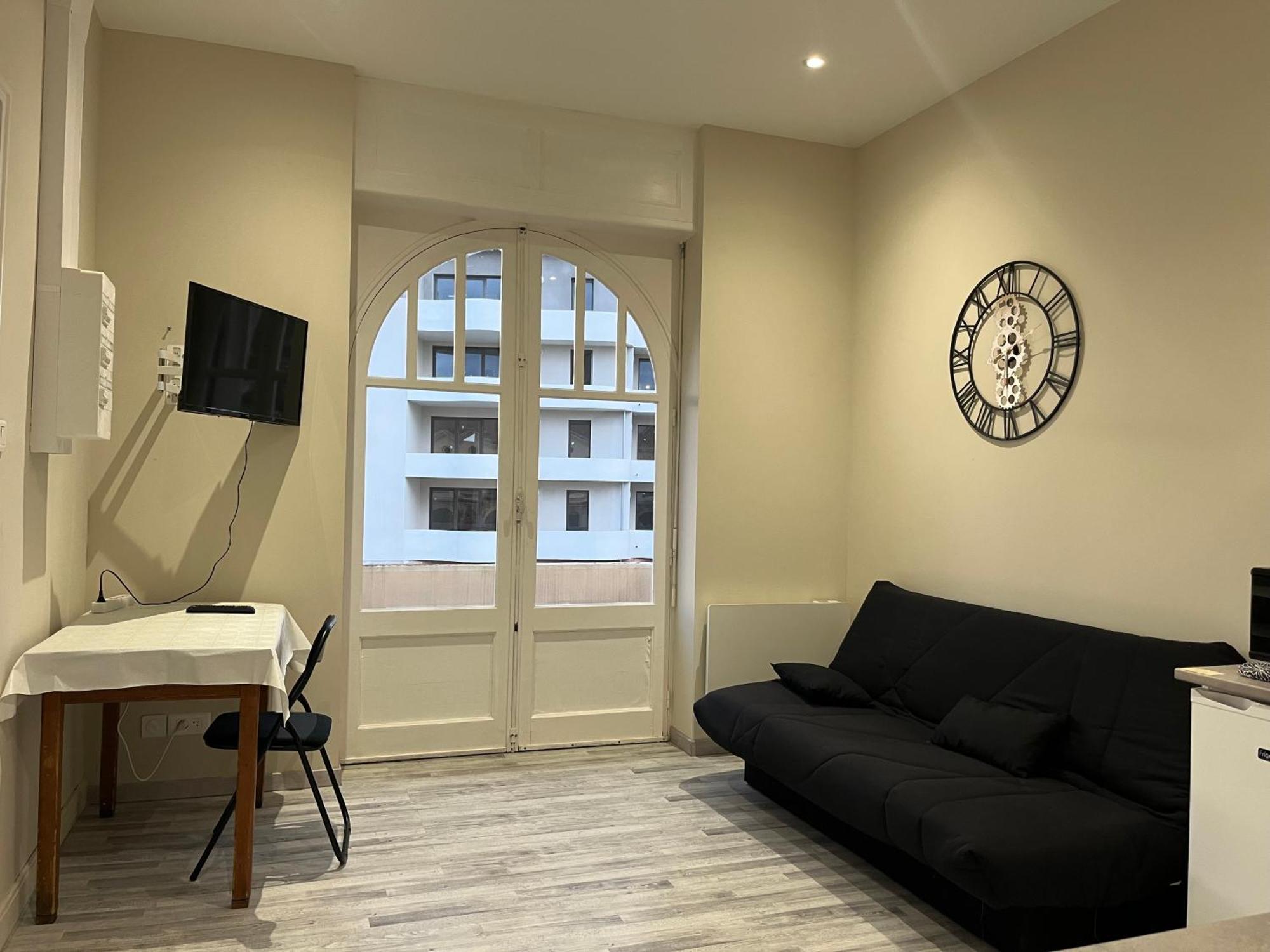 Apartamento Alta Bourg-lès-Valence Exterior foto