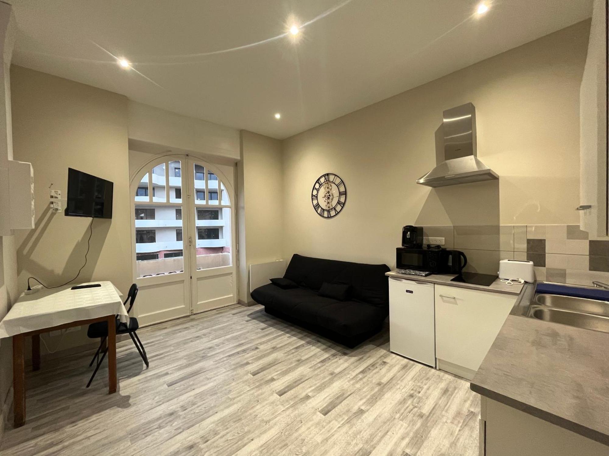 Apartamento Alta Bourg-lès-Valence Exterior foto