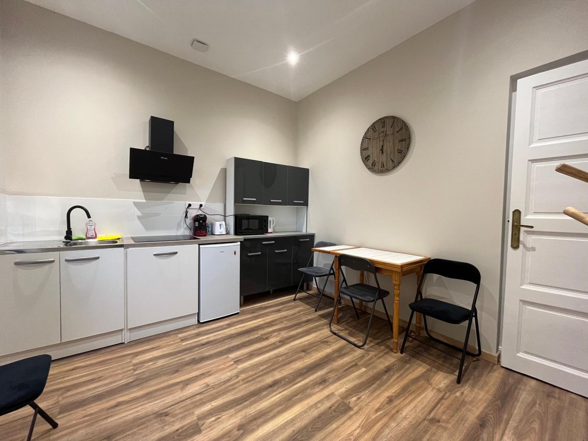 Apartamento Alta Bourg-lès-Valence Exterior foto