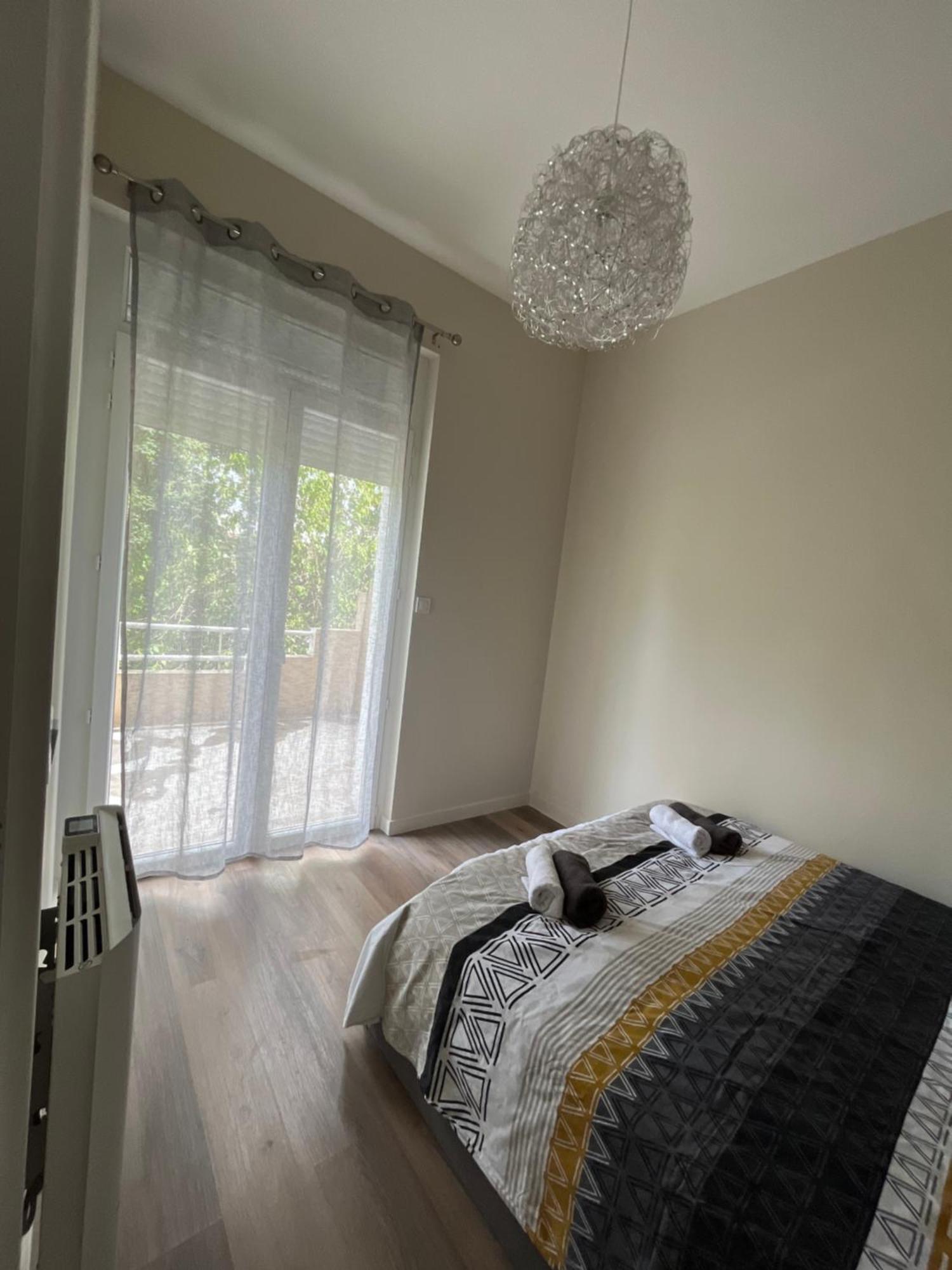 Apartamento Alta Bourg-lès-Valence Exterior foto
